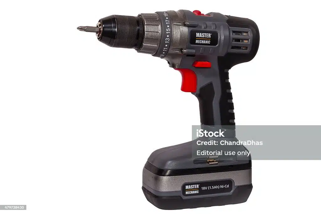 How to Use a Black And Decker Drill 18V Cordless