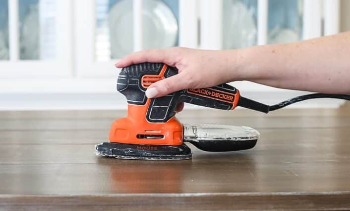 Advantages of Cordless Sanders in Woodworking And Finishing Projects