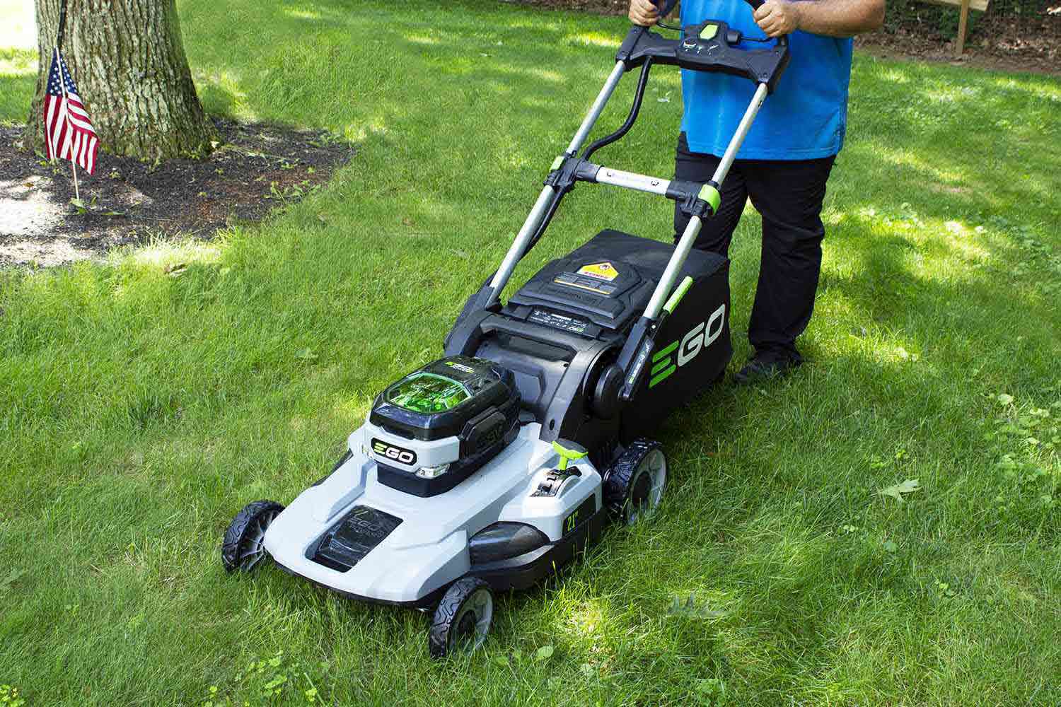 What is the Best Riding Lawn Mower for Small Yards